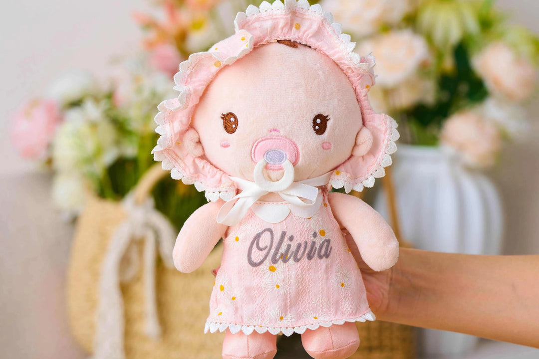 The Ultimate Spring Gift Guide: Blooms, Rooms, & Adventures