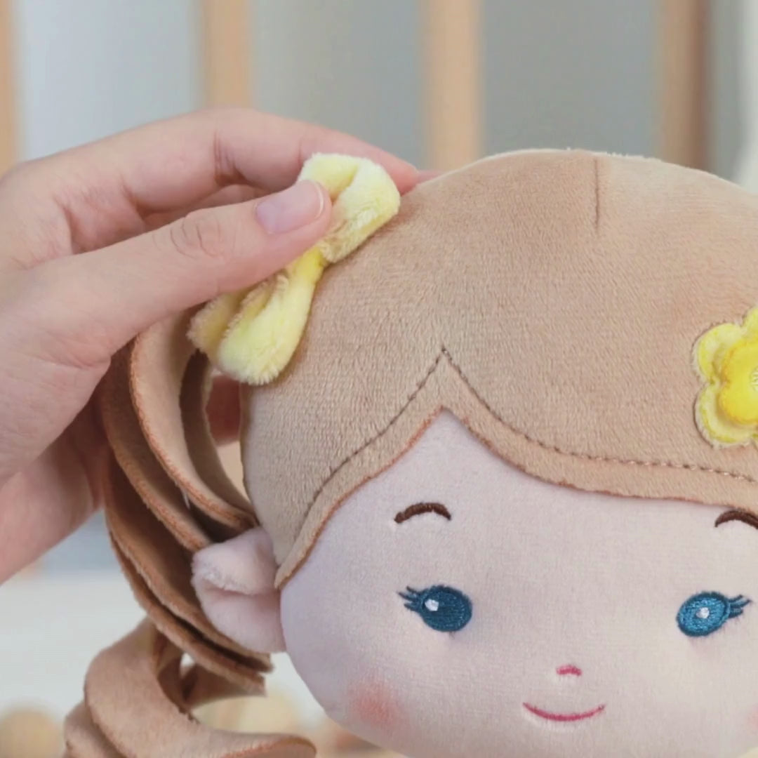 Personalized Daisy Girl - Yellow